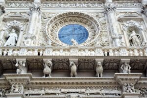 Scopri di più sull'articolo Alla scoperta del Barocco leccese: storia e luoghi d’interesse da non perdere
