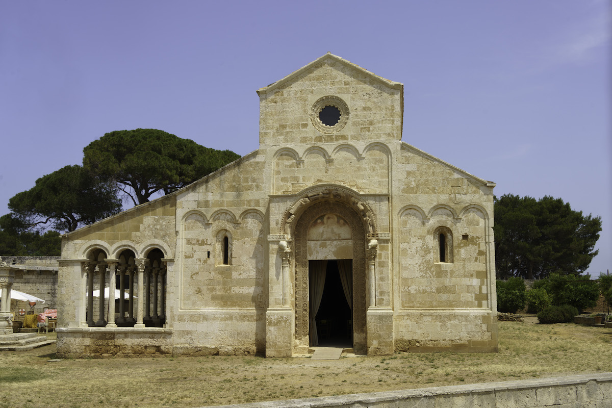 Al momento stai visualizzando L’abbazia di Santa Maria di Cerrate gioiello greco-bizantino nella provincia di Lecce